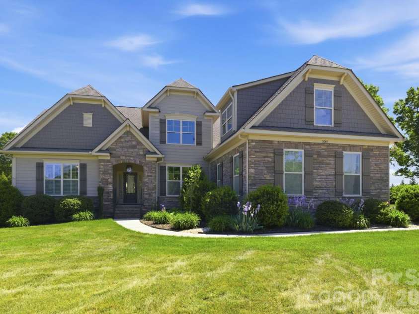 5040 Barcroft Drive, Fort Mill, SC 29707.  MLS# CAR4370986, YatesRealty ID 15256. 