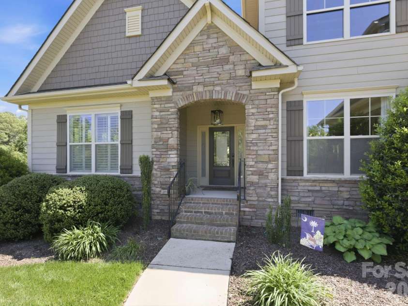 5040 Barcroft Drive, Fort Mill, SC 29707.  MLS# CAR4370986, YatesRealty ID 15256. 