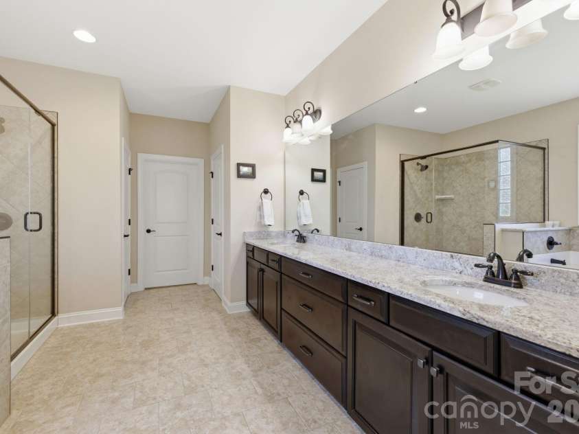 5040 Barcroft Drive, Fort Mill, SC 29707.  MLS# CAR4370986, YatesRealty ID 15256. 