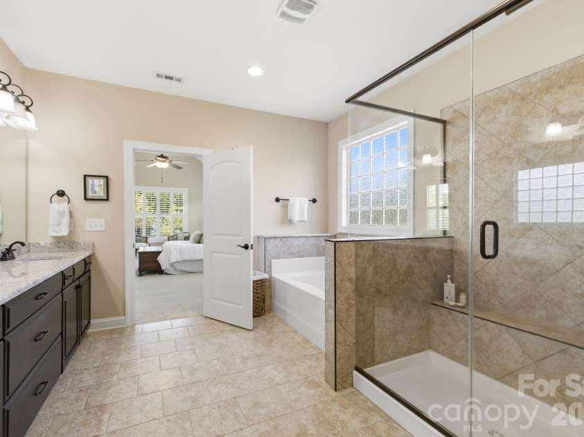 5040 Barcroft Drive, Fort Mill, SC 29707.  MLS# CAR4370986, YatesRealty ID 15256. 