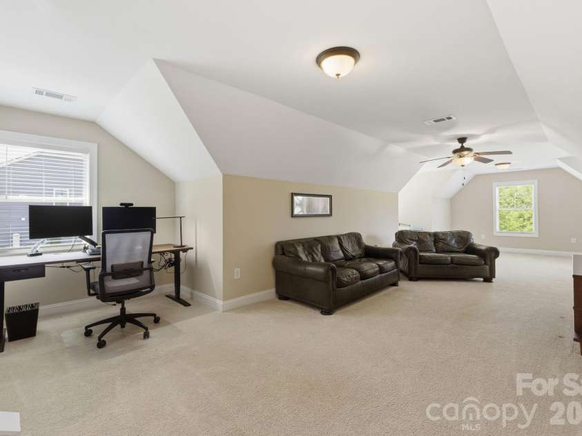 5040 Barcroft Drive, Fort Mill, SC 29707.  MLS# CAR4370986, YatesRealty ID 15256. 