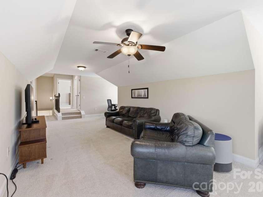 5040 Barcroft Drive, Fort Mill, SC 29707.  MLS# CAR4370986, YatesRealty ID 15256. 