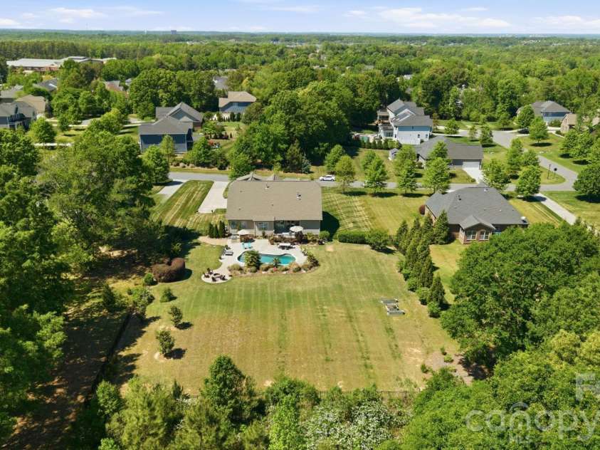 5040 Barcroft Drive, Fort Mill, SC 29707.  MLS# CAR4370986, YatesRealty ID 15256. 