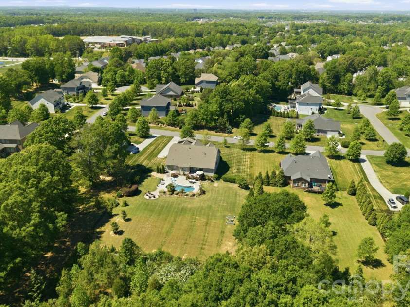 5040 Barcroft Drive, Fort Mill, SC 29707.  MLS# CAR4370986, YatesRealty ID 15256. 
