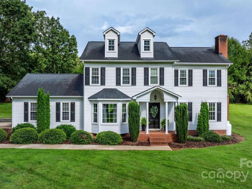 2169 Winds Avenue, Morganton, NC 28655.  MLS# CAR4291985, YatesRealty ID 15257. 