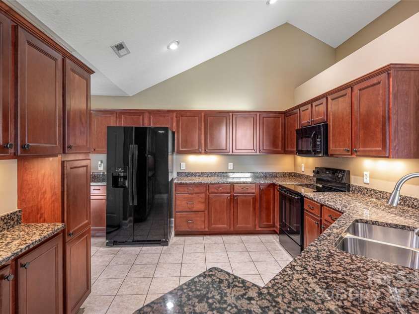 33 Braeburn Way, Flat Rock, NC 28731.  MLS# CAR4254837, YatesRealty ID 15257. 
