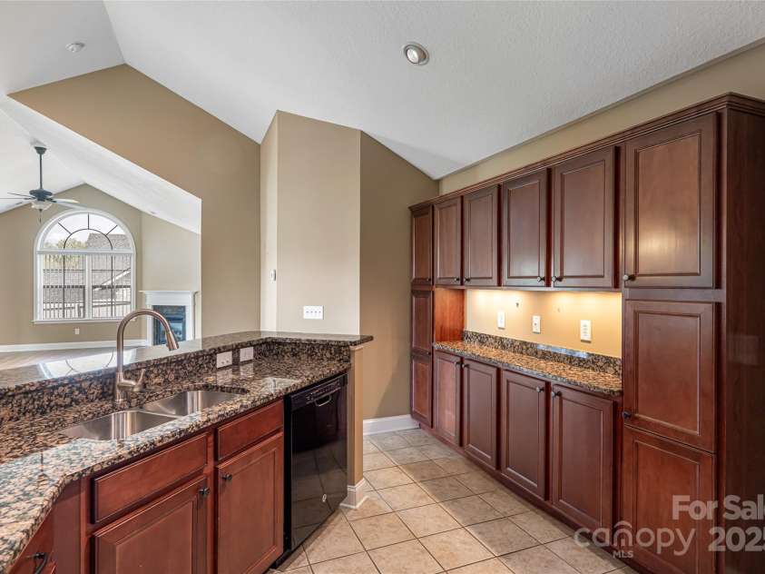 33 Braeburn Way, Flat Rock, NC 28731.  MLS# CAR4254837, YatesRealty ID 15257. 