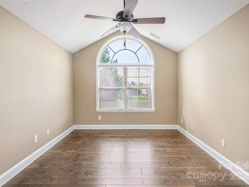 33 Braeburn Way, Flat Rock, NC 28731.  MLS# CAR4254837, YatesRealty ID 15257. 