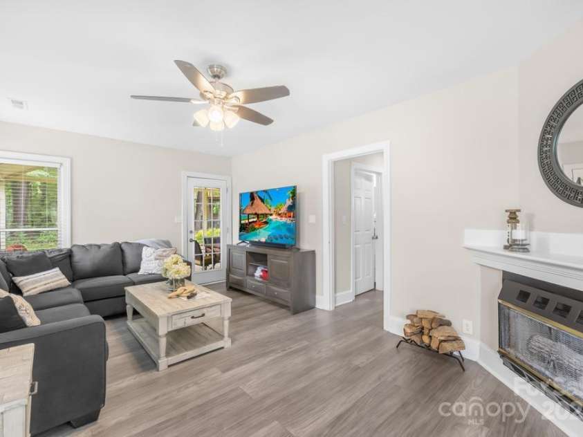 3000 Abingdon Avenue, Monroe, NC 28110.  MLS# CAR4294988, YatesRealty ID 15258. 