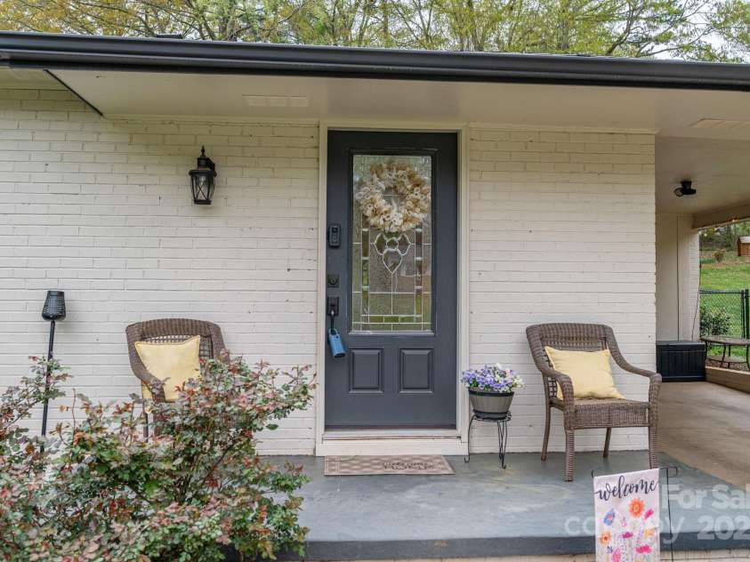 706 Annieline Drive, Shelby, NC 28152.  MLS# CAR4240369, YatesRealty ID 15258. 