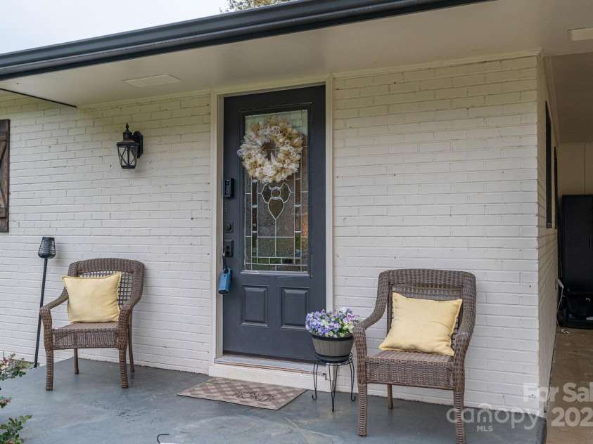 706 Annieline Drive, Shelby, NC 28152.  MLS# CAR4240369, YatesRealty ID 15258. 