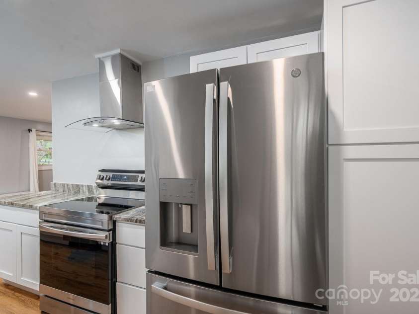 706 Annieline Drive, Shelby, NC 28152.  MLS# CAR4240369, YatesRealty ID 15258. 