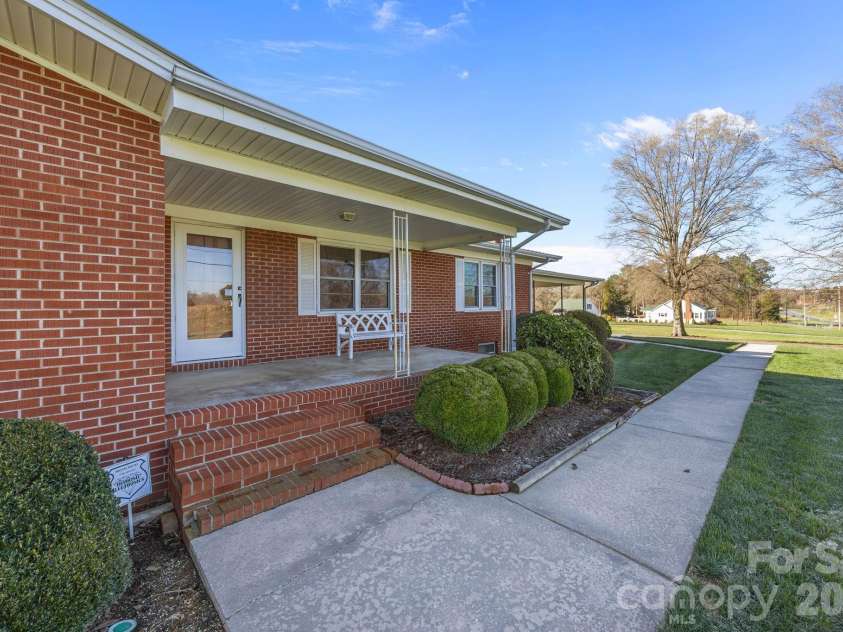 28100 NC HWY 24/27 Highway, Albemarle, NC 28001.  MLS# CAR4334032, YatesRealty ID 15259. 