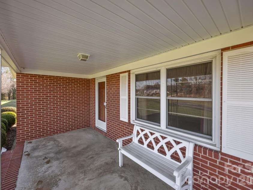 28100 NC HWY 24/27 Highway, Albemarle, NC 28001.  MLS# CAR4334032, YatesRealty ID 15259. 