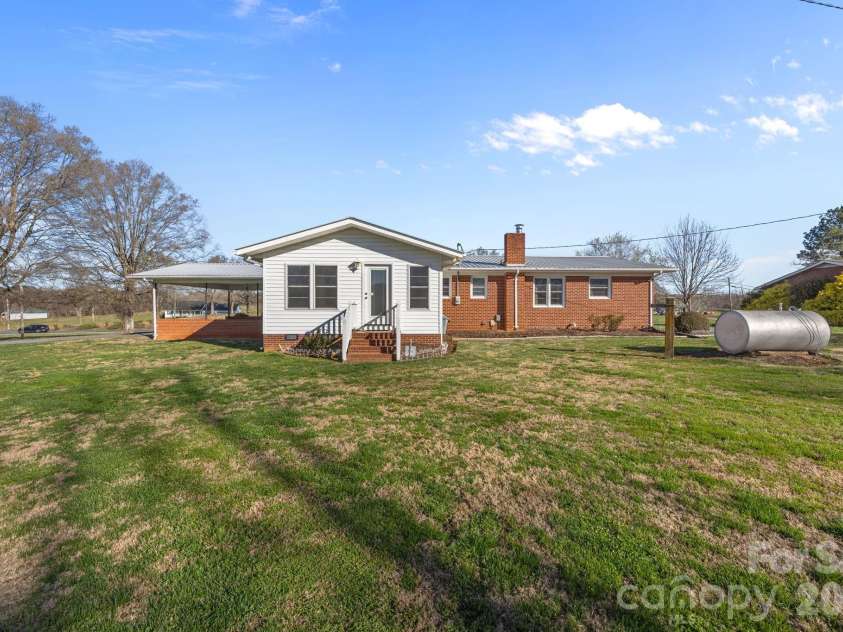 28100 NC HWY 24/27 Highway, Albemarle, NC 28001.  MLS# CAR4334032, YatesRealty ID 15259. 