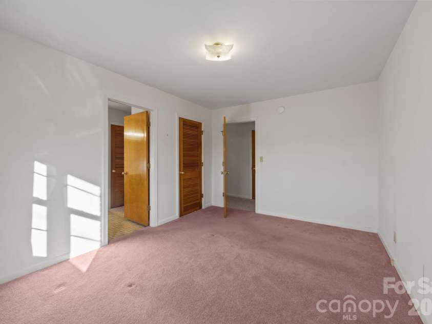 28100 NC HWY 24/27 Highway, Albemarle, NC 28001.  MLS# CAR4334032, YatesRealty ID 15259. 
