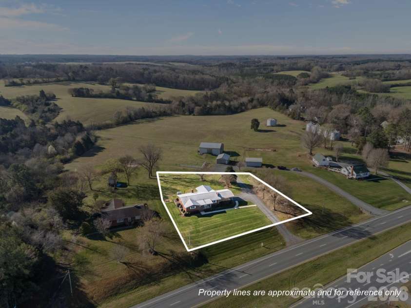 28100 NC HWY 24/27 Highway, Albemarle, NC 28001.  MLS# CAR4334032, YatesRealty ID 15259. 