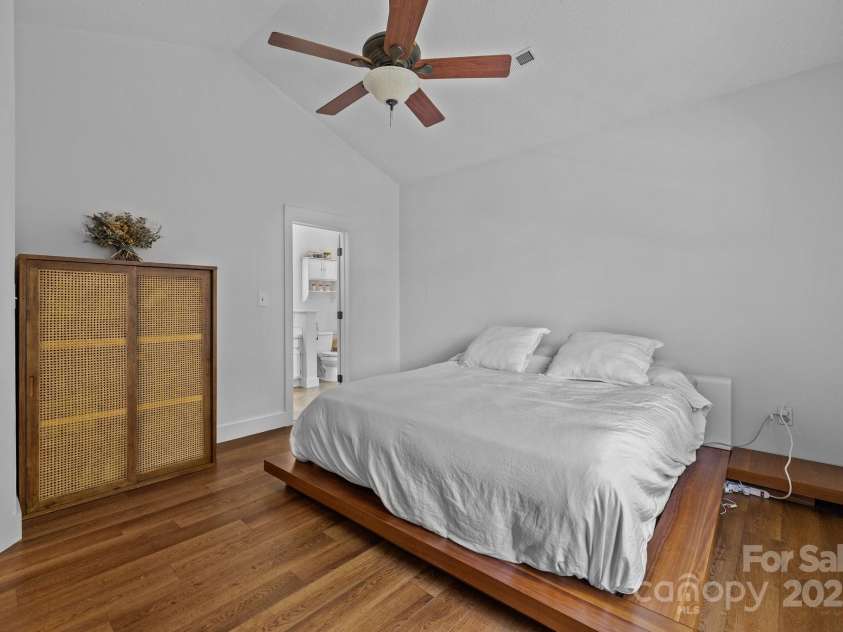 3801 Rosedown Drive, Matthews, NC 28105.  MLS# CAR4261313, YatesRealty ID 15260. 