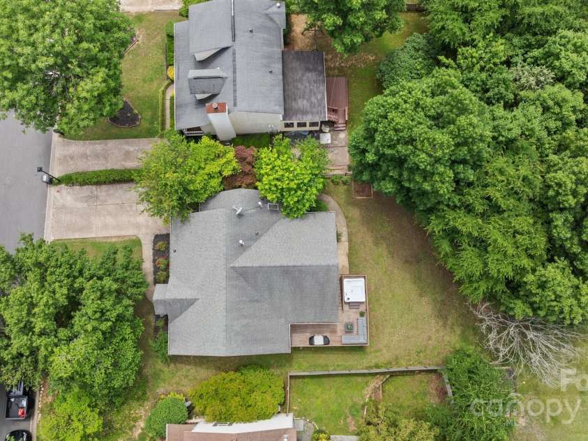 3801 Rosedown Drive, Matthews, NC 28105.  MLS# CAR4261313, YatesRealty ID 15260. 