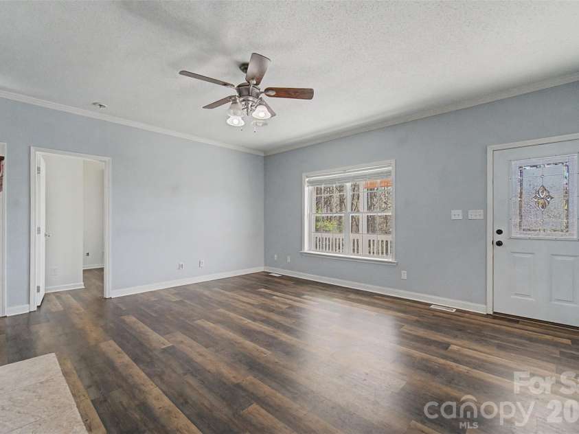 138 Elm Street, Sylva, NC 28779.  MLS# CAR4362616, YatesRealty ID 15261. 