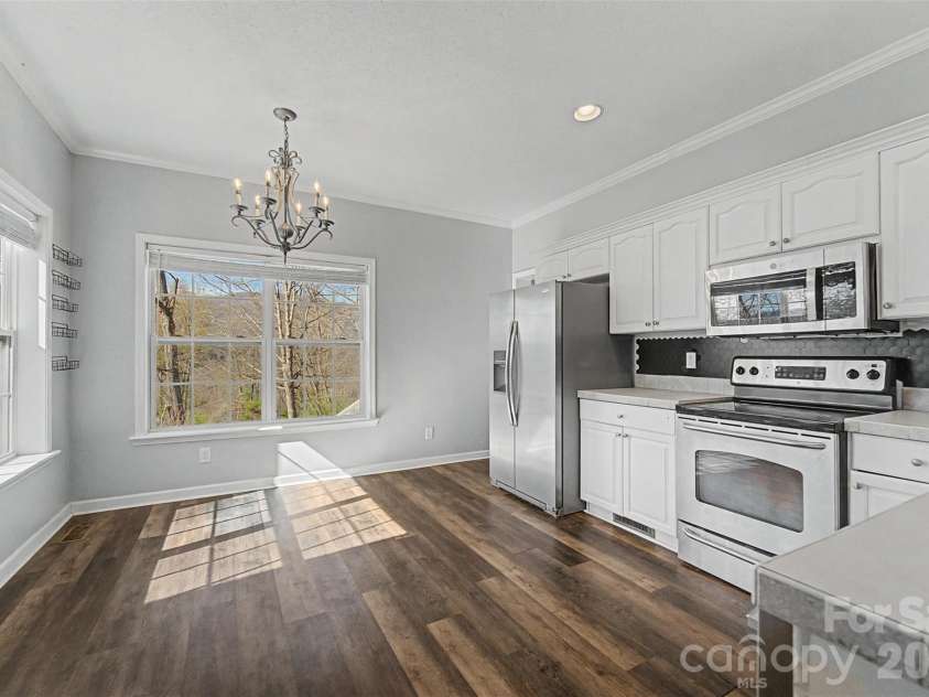 138 Elm Street, Sylva, NC 28779.  MLS# CAR4362616, YatesRealty ID 15261. 