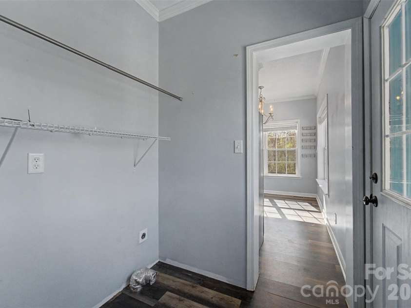 138 Elm Street, Sylva, NC 28779.  MLS# CAR4362616, YatesRealty ID 15261. 