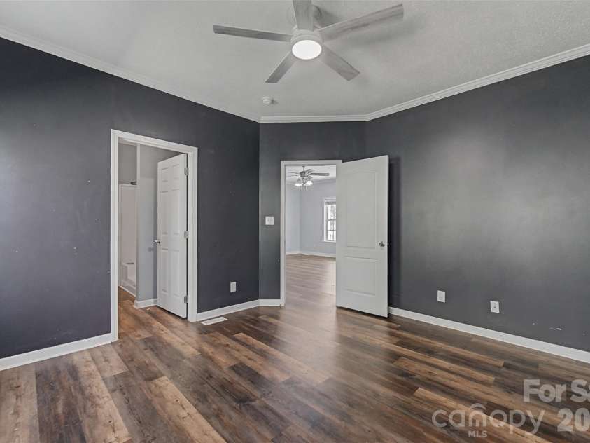 138 Elm Street, Sylva, NC 28779.  MLS# CAR4362616, YatesRealty ID 15261. 