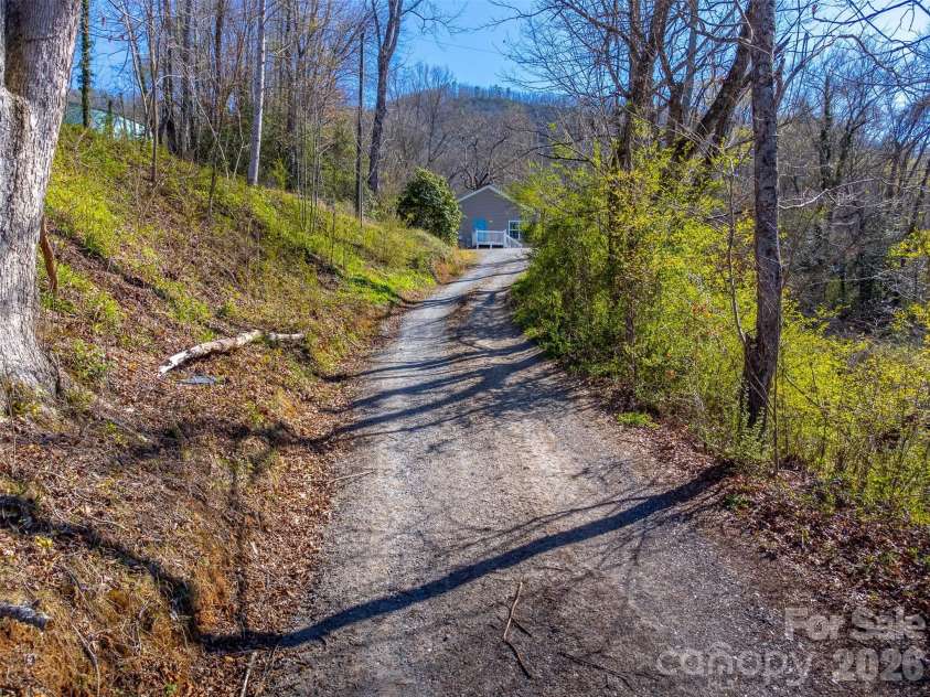 138 Elm Street, Sylva, NC 28779.  MLS# CAR4362616, YatesRealty ID 15261. 
