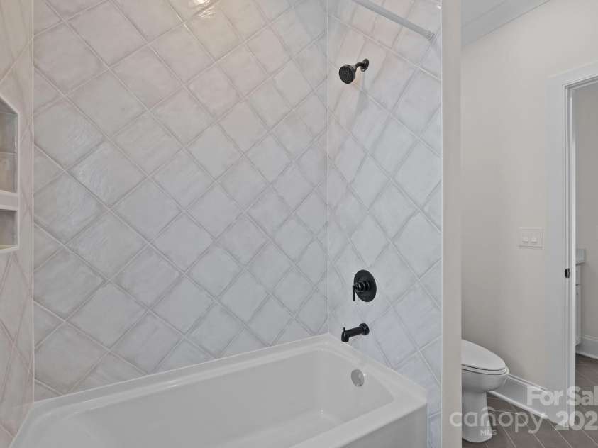1828 Haines Street, Charlotte, NC 28216.  MLS# CAR4222253, YatesRealty ID 15262. Hallway full bath