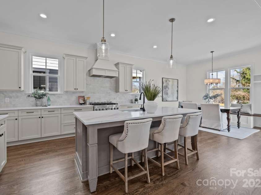 1828 Haines Street, Charlotte, NC 28216.  MLS# CAR4222253, YatesRealty ID 15262. Kitchen