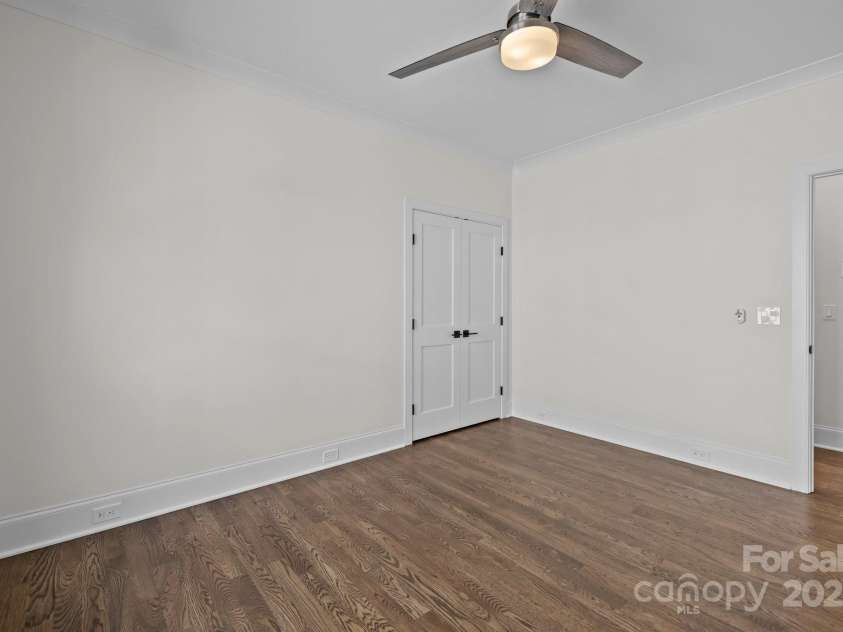 1828 Haines Street, Charlotte, NC 28216.  MLS# CAR4222253, YatesRealty ID 15262. Upstairs bedroom