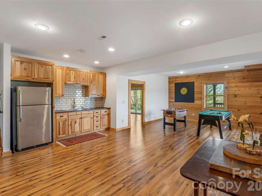 295 Outback Trail, Nebo, NC 28761.  MLS# CAR4367465, YatesRealty ID 15262. 