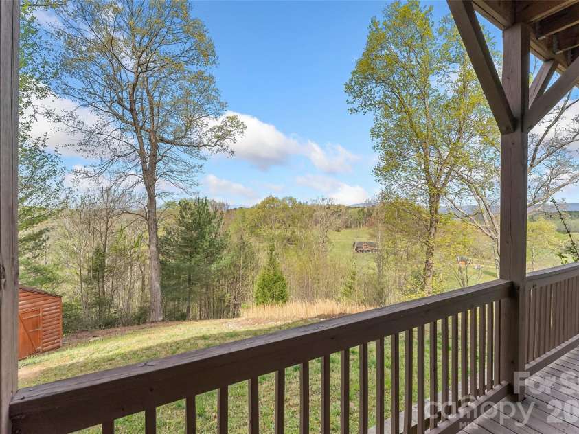 295 Outback Trail, Nebo, NC 28761.  MLS# CAR4367465, YatesRealty ID 15262. 