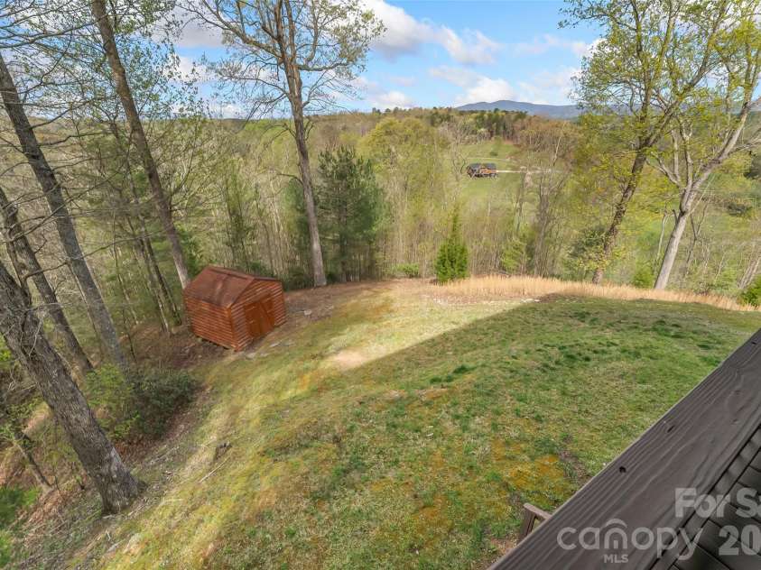 295 Outback Trail, Nebo, NC 28761.  MLS# CAR4367465, YatesRealty ID 15262. 