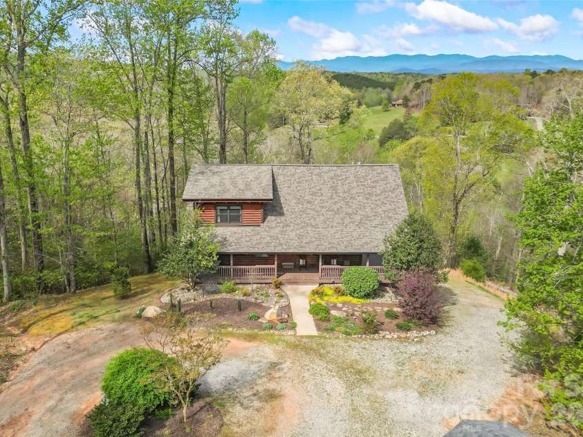 295 Outback Trail, Nebo, NC 28761.  MLS# CAR4367465, YatesRealty ID 15262. 