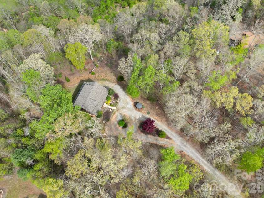 295 Outback Trail, Nebo, NC 28761.  MLS# CAR4367465, YatesRealty ID 15262. 