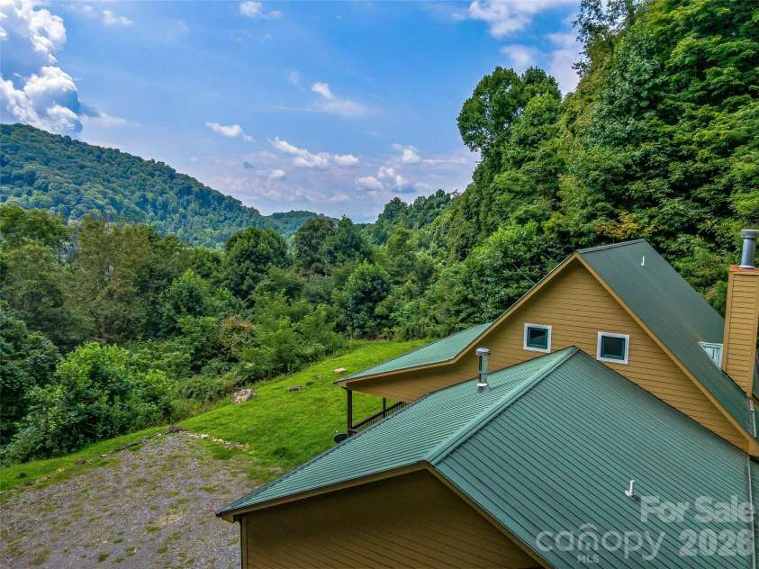 600 Charisma Drive, Marshall, NC 28753.  MLS# CAR4257073, YatesRealty ID 15263. 