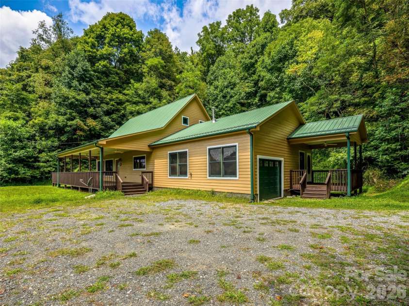 600 Charisma Drive, Marshall, NC 28753.  MLS# CAR4257073, YatesRealty ID 15263. 