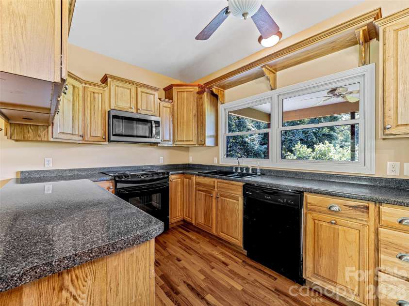 600 Charisma Drive, Marshall, NC 28753.  MLS# CAR4257073, YatesRealty ID 15263. 