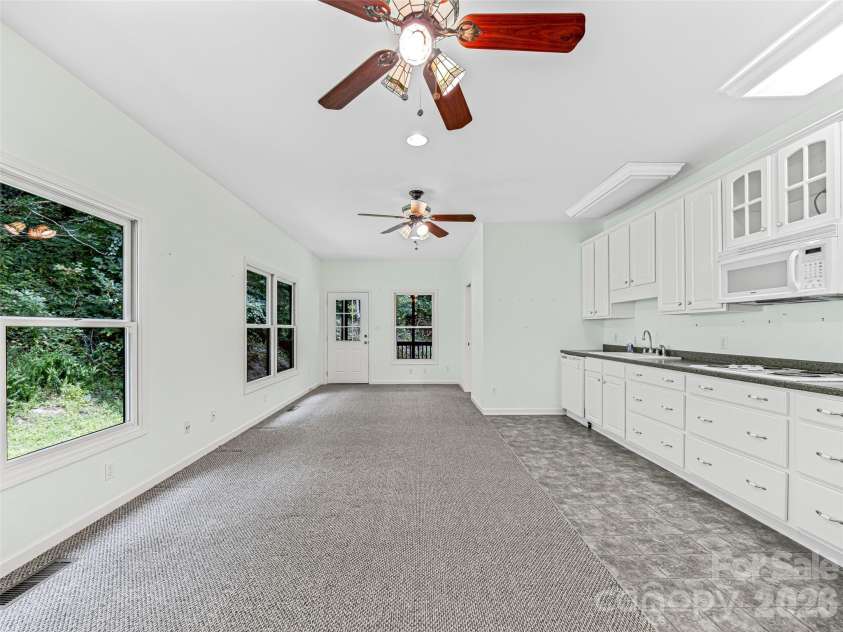 600 Charisma Drive, Marshall, NC 28753.  MLS# CAR4257073, YatesRealty ID 15263. 