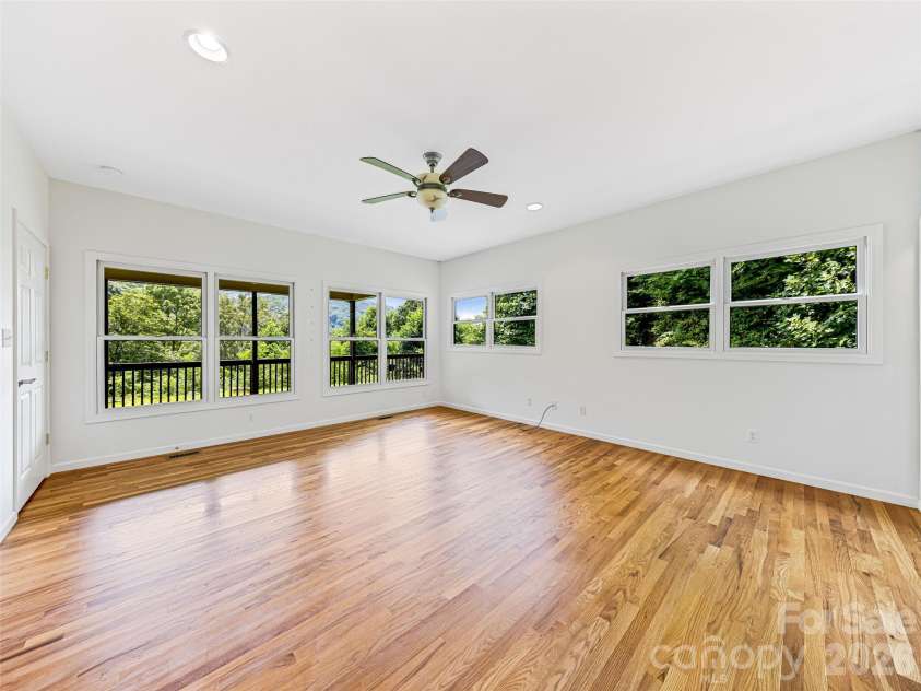 600 Charisma Drive, Marshall, NC 28753.  MLS# CAR4257073, YatesRealty ID 15263. 