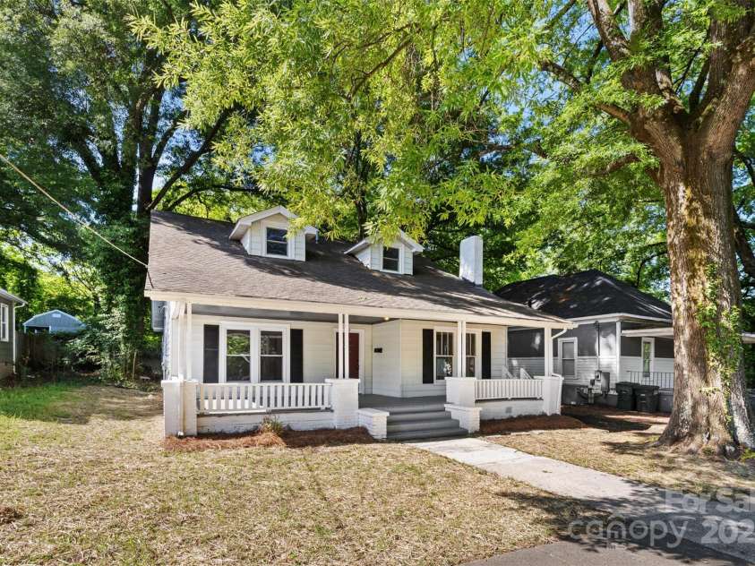 115 5th Avenue, Gastonia, NC 28052.  MLS# CAR4254133, YatesRealty ID 15265. 