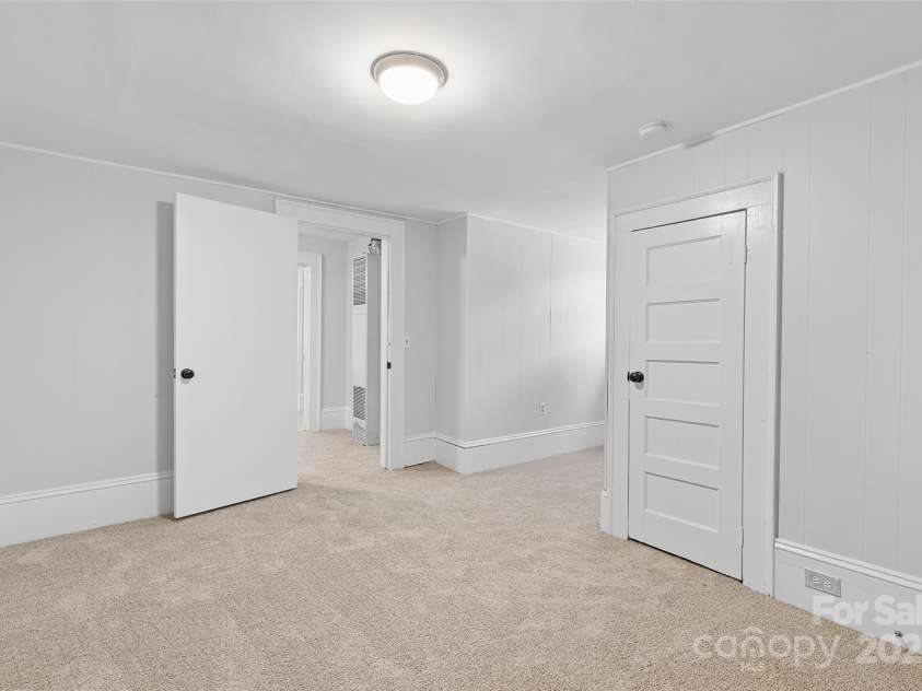 115 5th Avenue, Gastonia, NC 28052.  MLS# CAR4254133, YatesRealty ID 15265. 