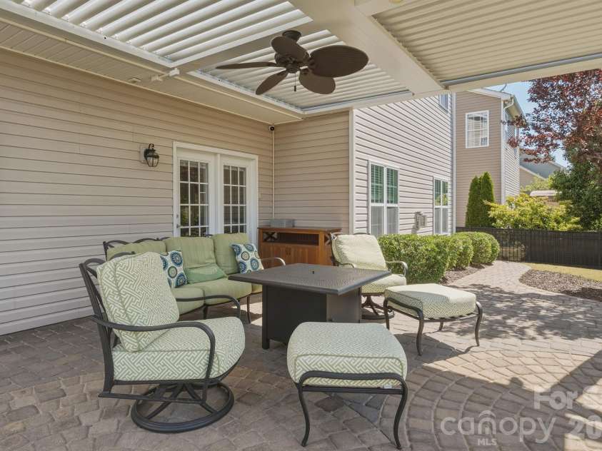 4849 Benhill Drive, Harrisburg, NC 28075.  MLS# CAR4369860, YatesRealty ID 15265. 