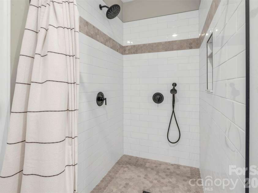1241 Chambers Road, York, SC 29745.  MLS# CAR4355371, YatesRealty ID 15266. Basement Full Bath