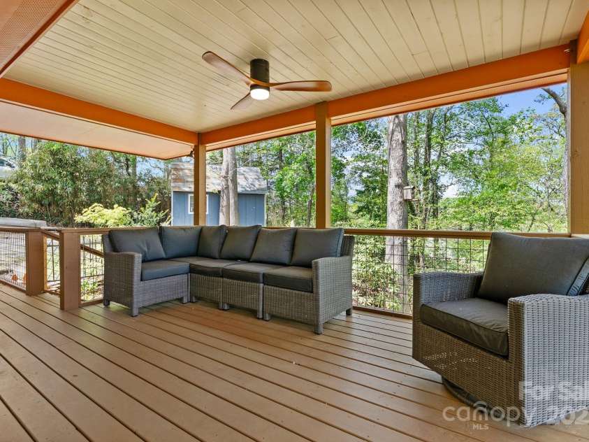 39 Hibriten Drive, Asheville, NC 28801.  MLS# CAR4251092, YatesRealty ID 15266. Lounge on the Porch