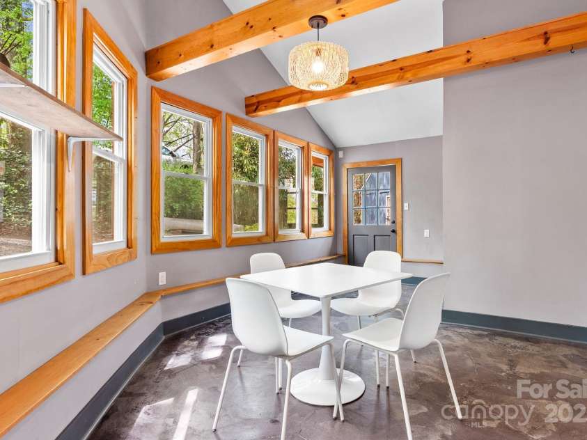 39 Hibriten Drive, Asheville, NC 28801.  MLS# CAR4251092, YatesRealty ID 15266. Tons of Light