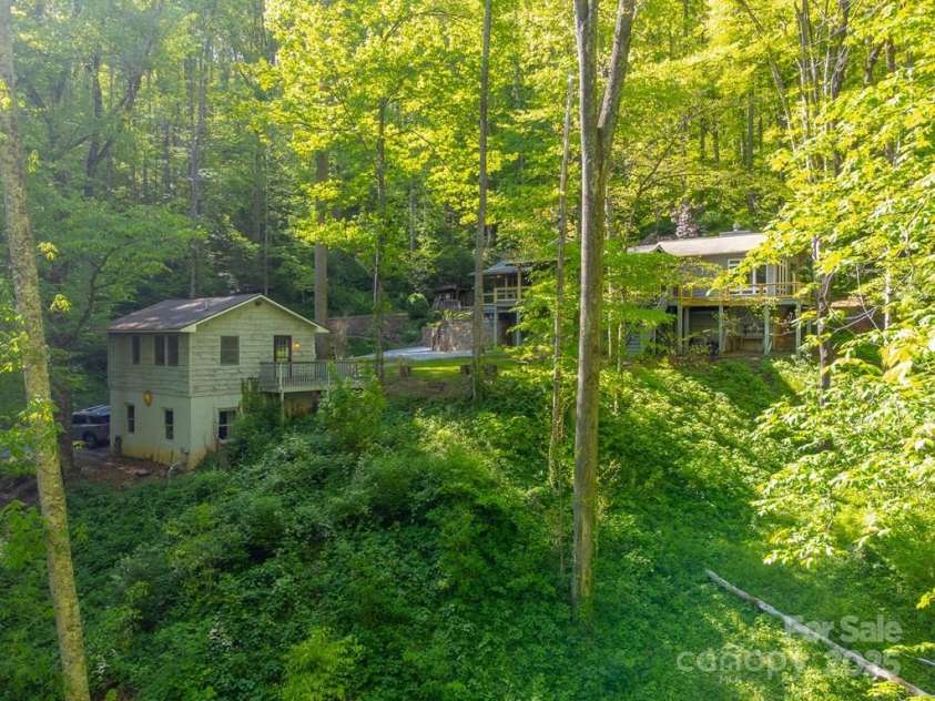 87 Old Cabin Cove, Sylva, NC 28779.  MLS# CAR4255351, YatesRealty ID 15267. 