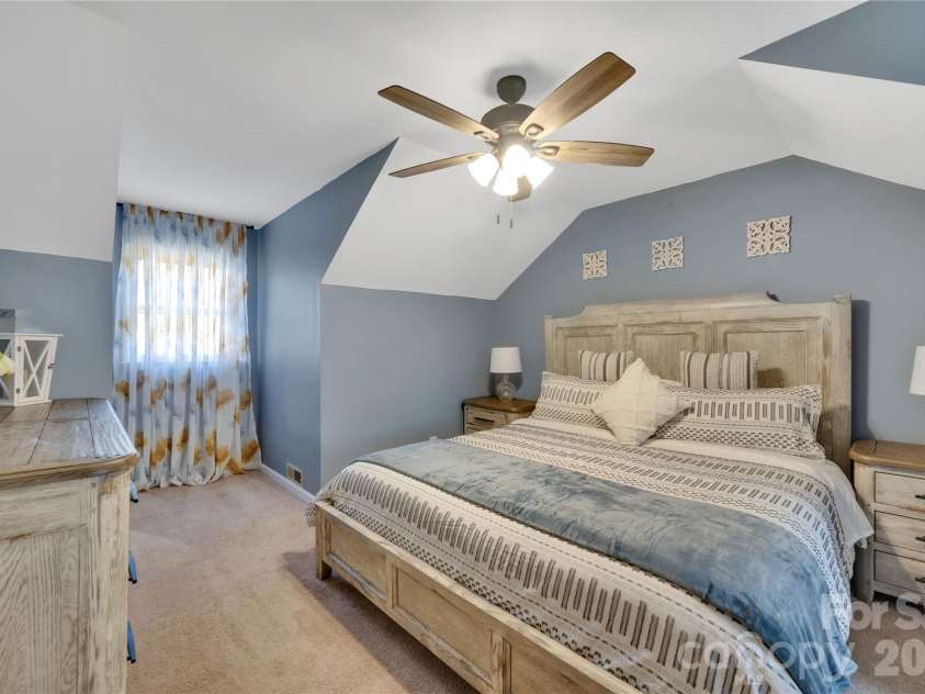 10 High Meadows Drive, Candler, NC 28715.  MLS# CAR4370363, YatesRealty ID 15272. 