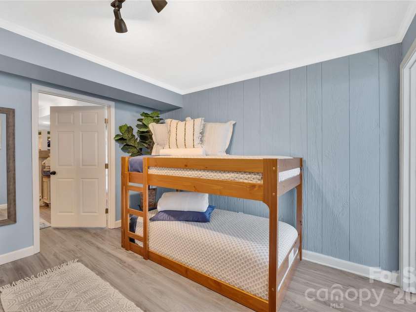 10 High Meadows Drive, Candler, NC 28715.  MLS# CAR4370363, YatesRealty ID 15272. 